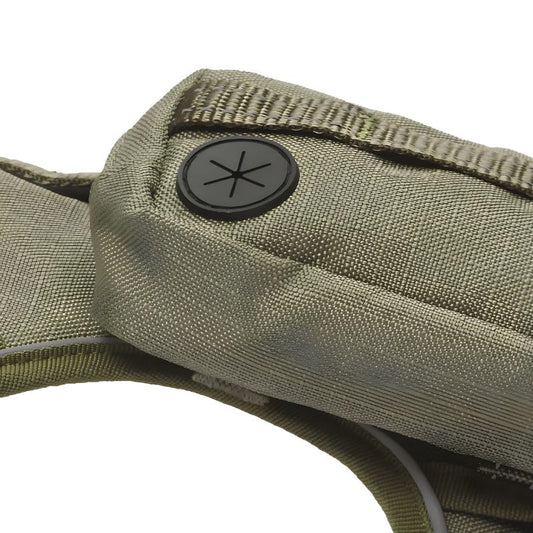 Tactical_dog_harness_with_removable_side_backpack_pockets_and_heavy-duty_metal_buckles